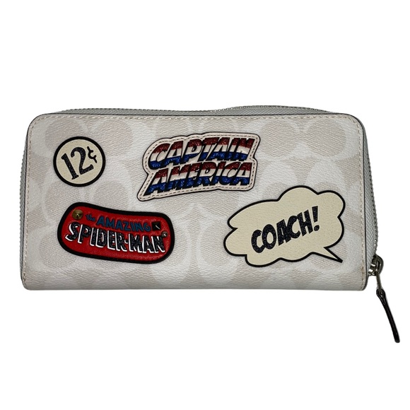 Coach Handbags - Coach Marvel Accordian Wallet
